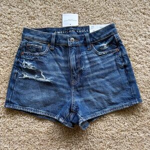 American Eagle Mom Shorts 000 High Rise Strigid Distressed Denim NWT